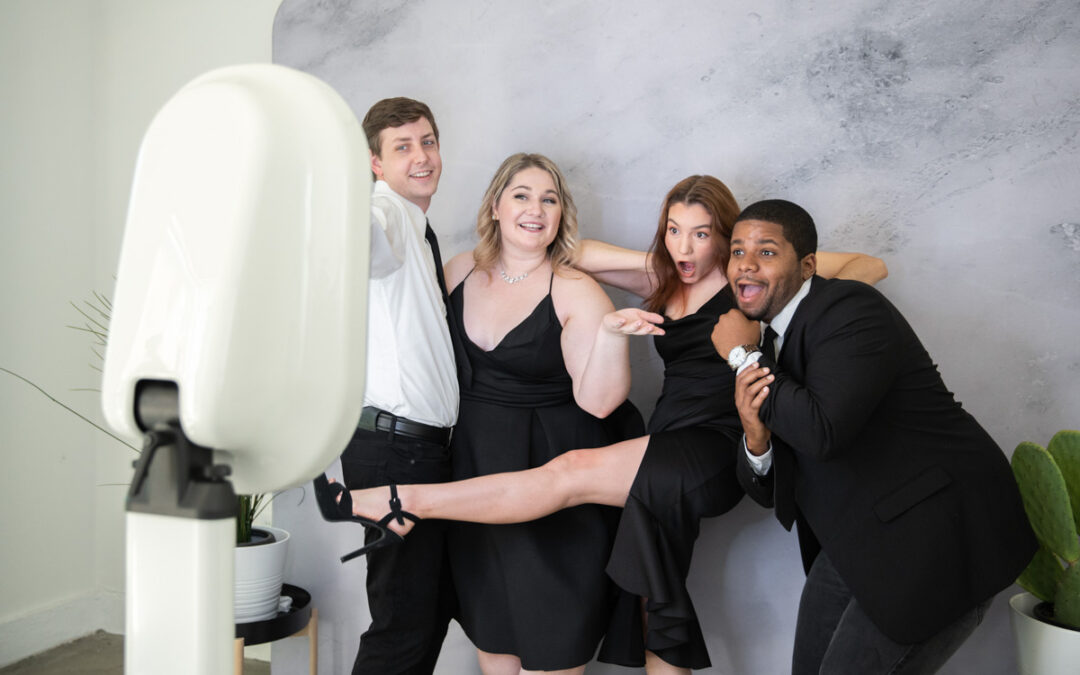 5 Reasons To Add a Photo Booth To Your Event